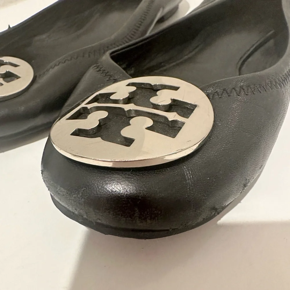 Tory Burch Reva Black Leather Ballet Flats Silver Logo Size 8.5